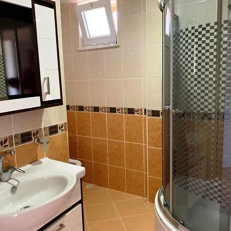 Zirve 2 Private Pools *