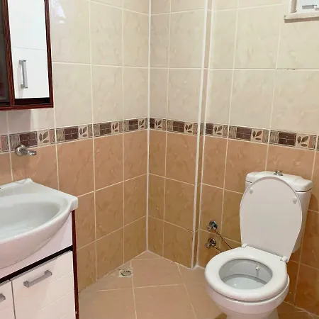 Zirve 2 Private Pools Apartman *